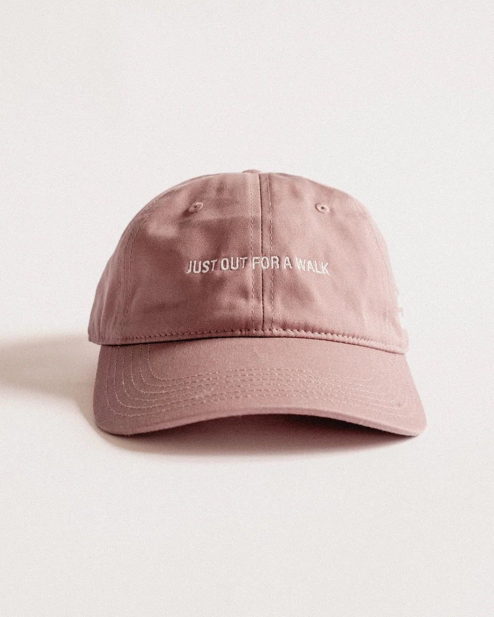 Gumtree Golf & Nature Club Just Out For a Walk Hat - Dusty Pink/White
