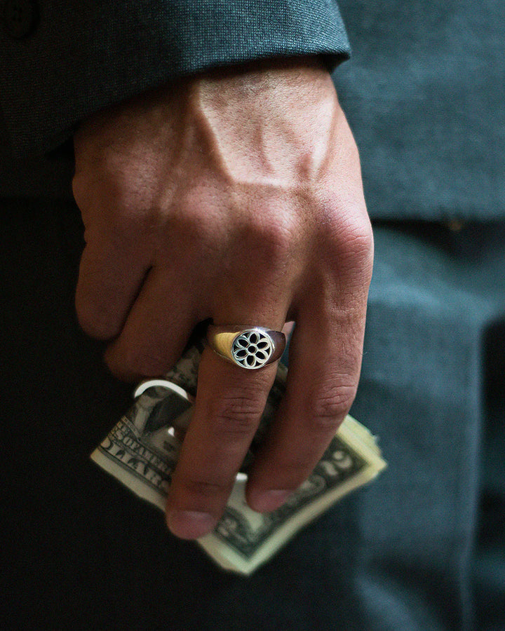GOOD ART Signet Ring - Rosette