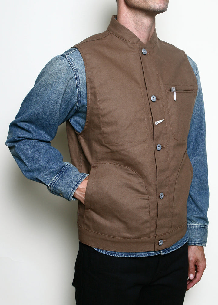Rouge Territory Dry Wax Canvas Supply Vest - Brown