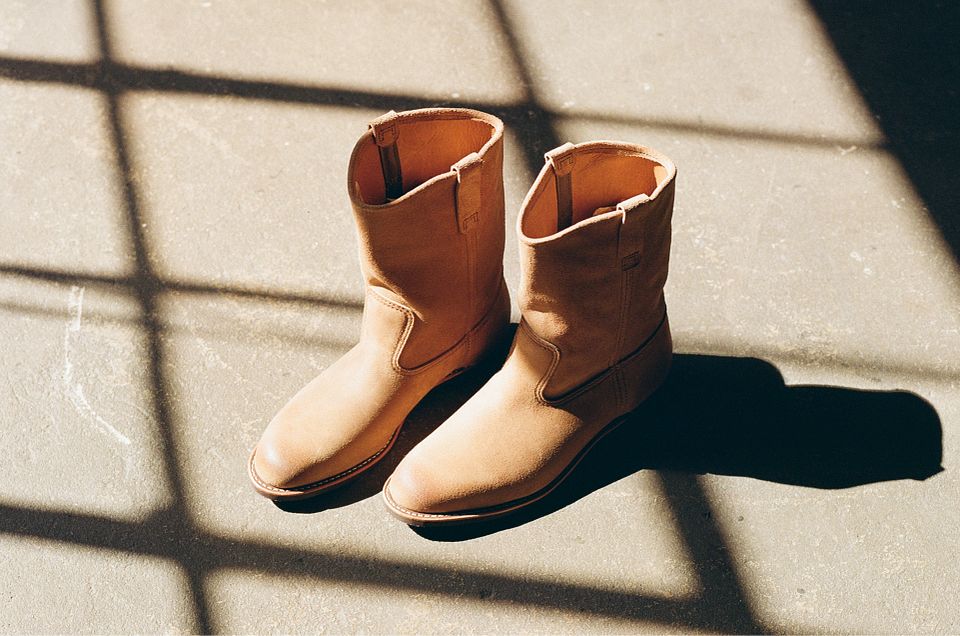 Red Wing Heritage Pecos in Hawthorne Muleskinner Leather - Style 8060 E